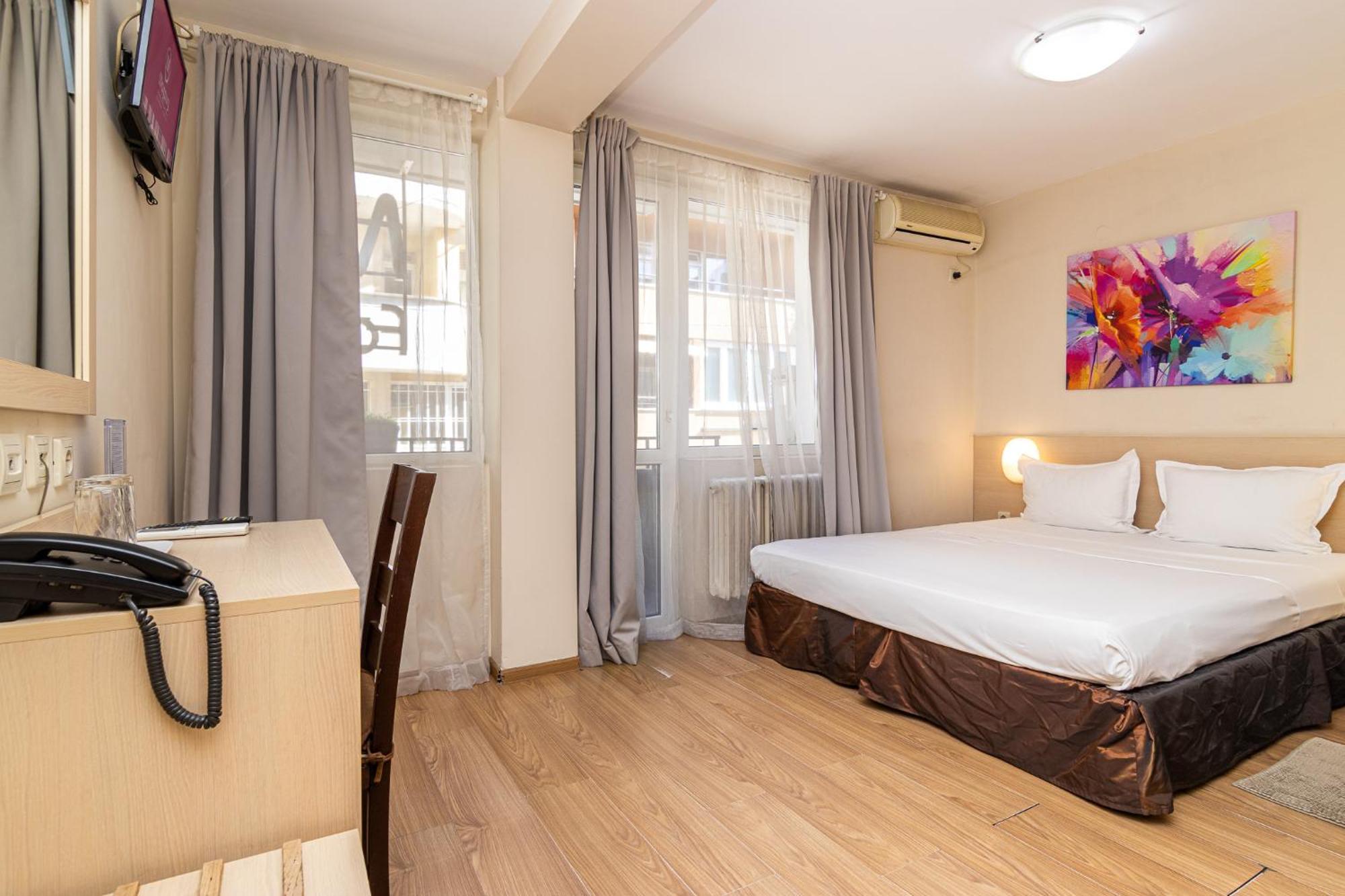 Family Hotel Madrid Sofia Buitenkant foto