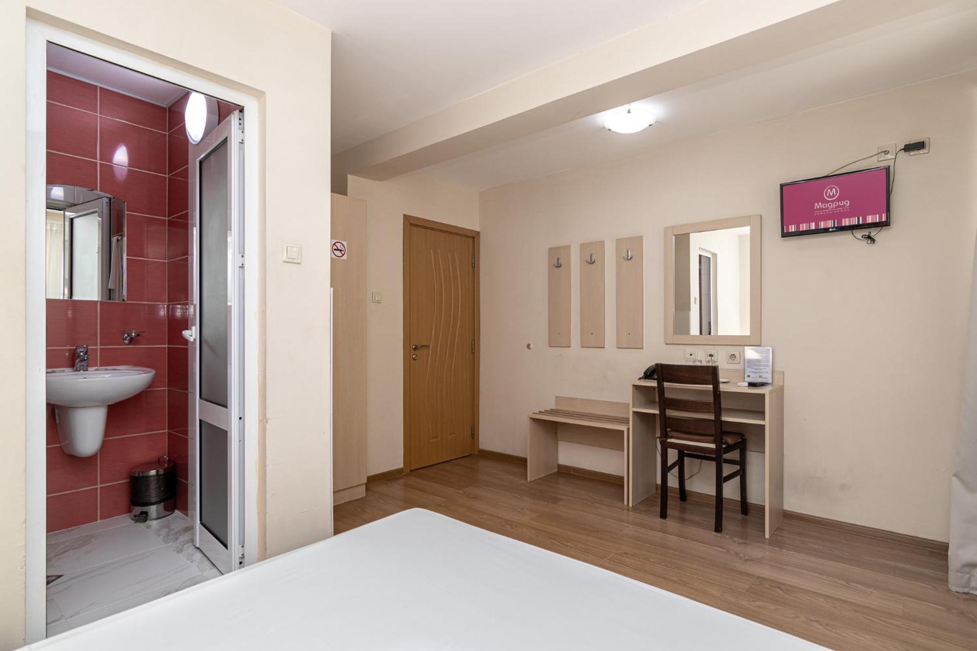 Family Hotel Madrid Sofia Buitenkant foto