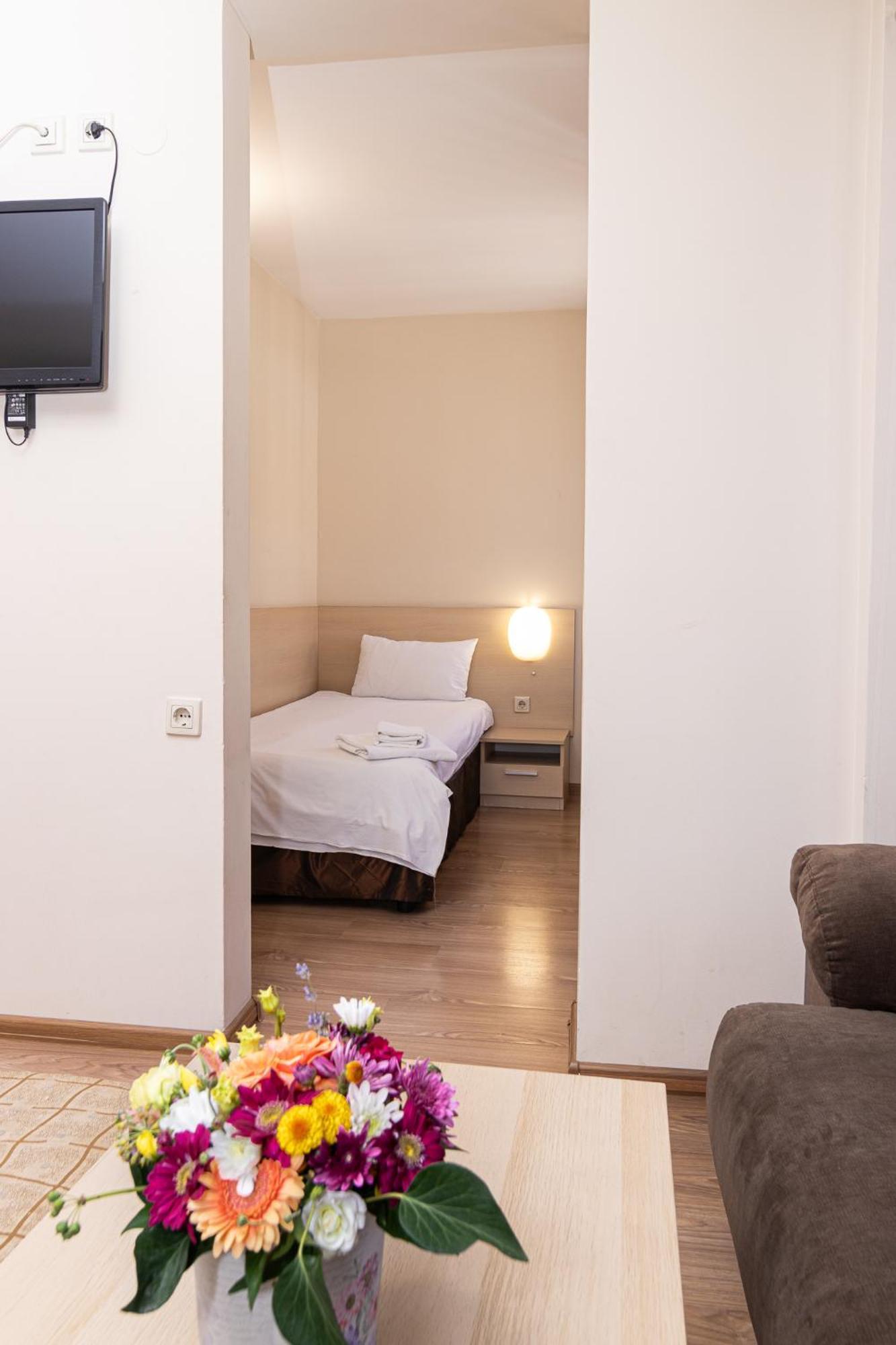 Family Hotel Madrid Sofia Buitenkant foto