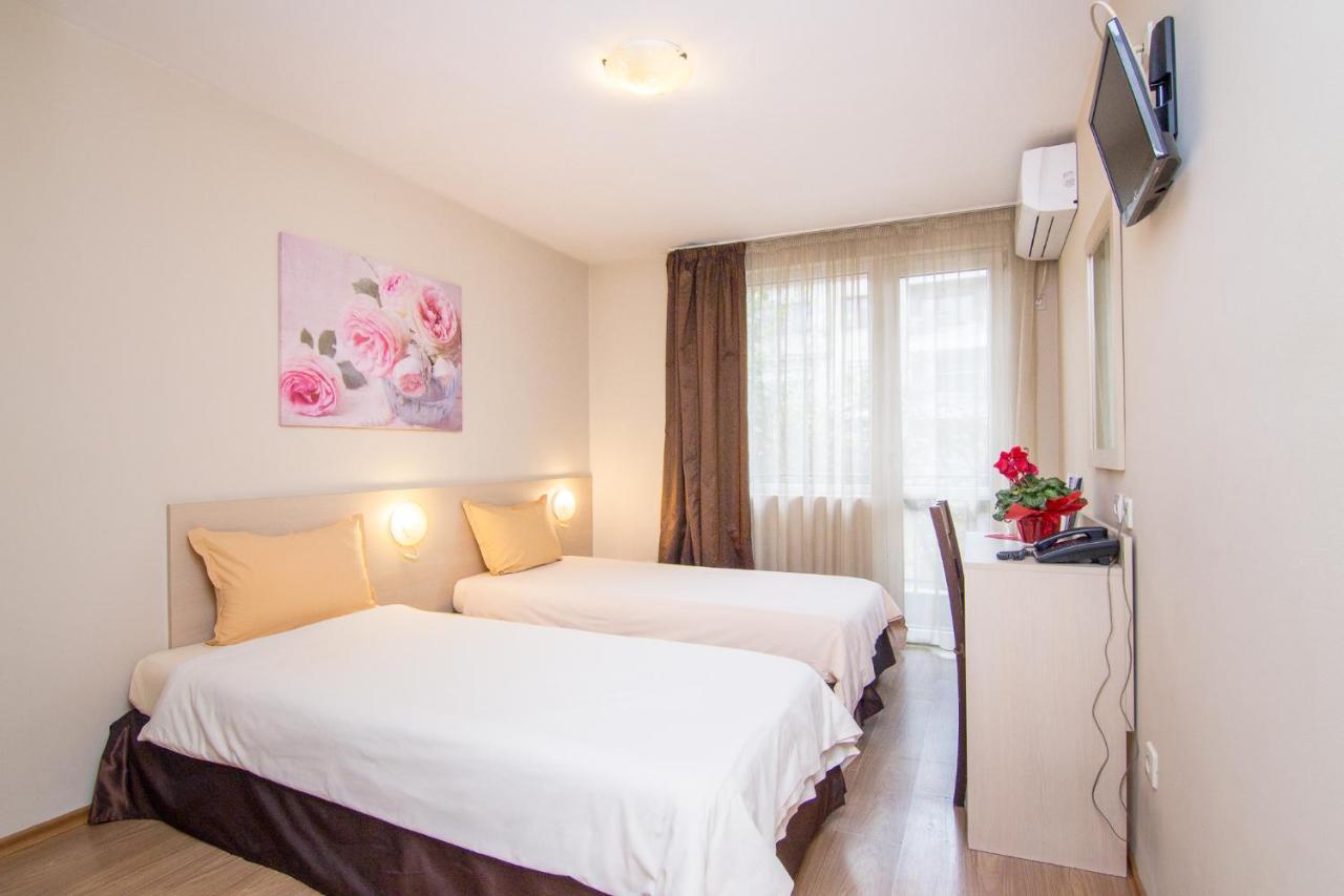 Family Hotel Madrid Sofia Buitenkant foto
